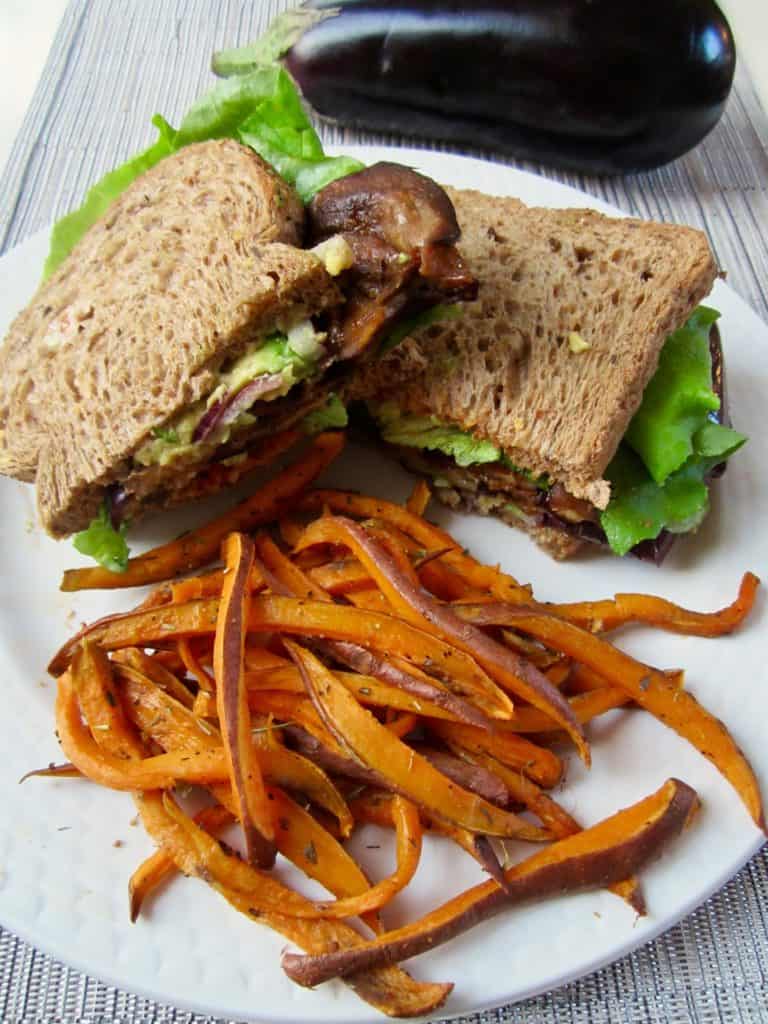 Vegan & GF healthy BLT, with Eggplant Bacon! So yummy & satisfying. | veganchickpea.com