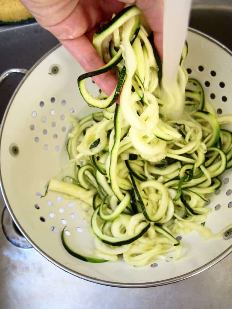 How to Make Zucchini & Squash Spaghetti Noodles | veganchickpea.com