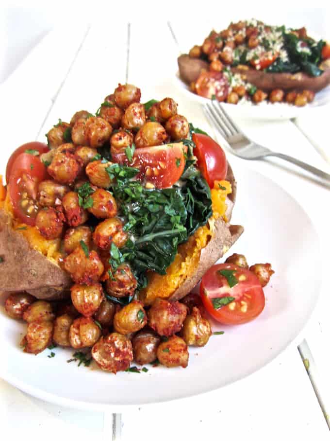 Vegan Sweet potatoes with kale, crispy chickpeas & garlic tahini dressing - a versatile and easy weekday dinner meal with about 23 grams of protein. {gluten free, nut free, soy free} | veganchickpea.com