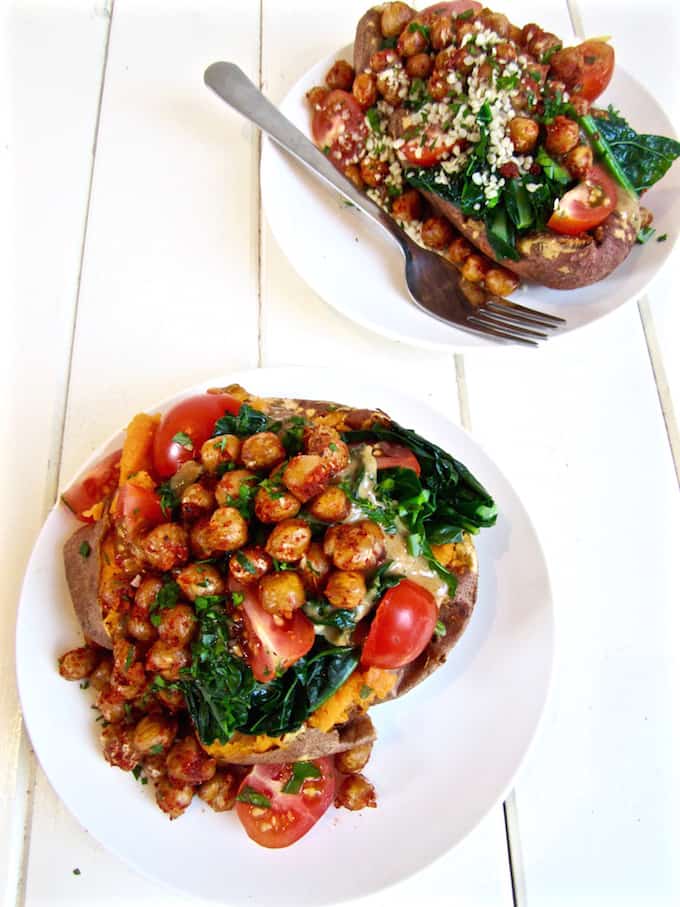 Vegan Sweet potatoes with kale, crispy chickpeas & garlic tahini dressing - a versatile and easy weekday dinner meal with about 23 grams of protein. {gluten free, nut free, soy free} | veganchickpea.com