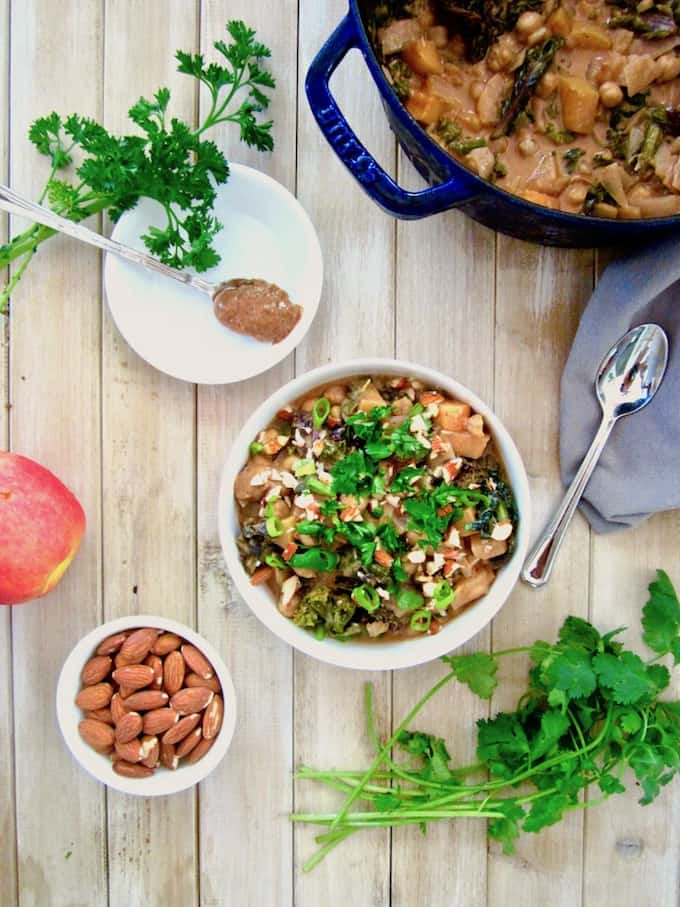 Apple, Almond, Kale & Chickpea Stew recipe - A healthy and simple recipe using only 9 ingredients! Savory and sweet with a bit of spice and protein makes this a perfectly balanced meal! Gluten free, sugar free, oil free. | veganchickpea.com 