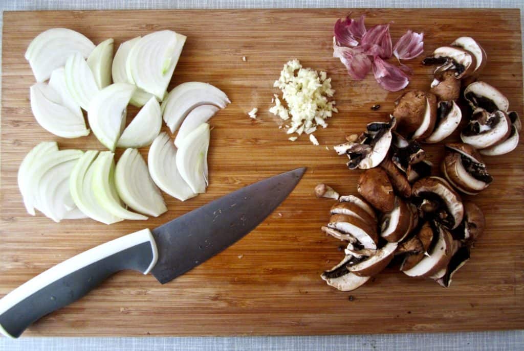 Sauteed Sesame Onions & Mushrooms - perfect paring with a veggie burger! | veganchickpea.com