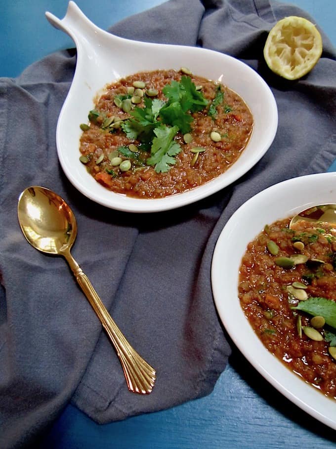 Vegan Red Lentil Stew Recipe - super healthy and 17 grams of plant powered protein per bowl! | veganchickpea.com