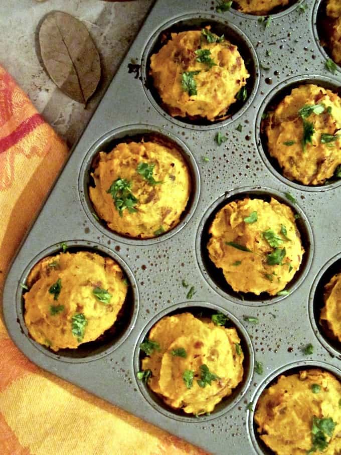 Vegan Shepherd's Pie Savory Mini Cakes (gluten free) recipe - Shepherd’s Pie meets Vegan Meatloaf in this satisfying main dish for any holiday (or non holiday!) meal, with 21g of protein per serving. {soy free, nut free option} | veganchickpea.com