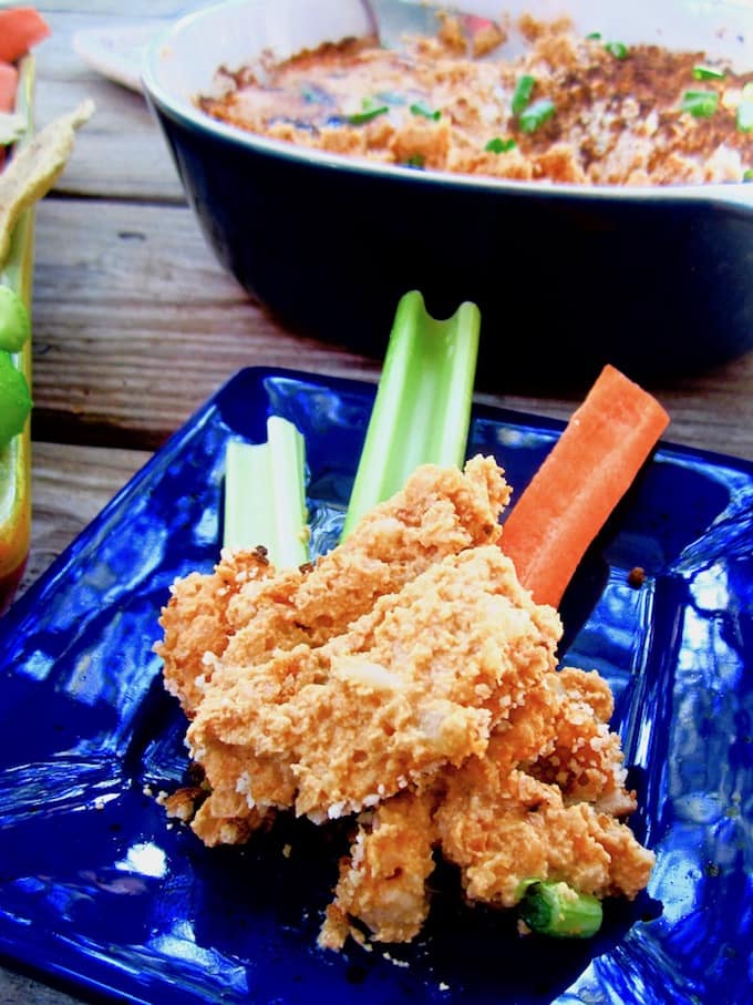 Vegan Buffalo Cauliflower Dip Recipe - A perfectly yummy and healthy substitute for traditional buffalo chicken dip! {Gluten Free, Paleo, Nut/Soy/Oil/Sugar Free} | veganchickpea.com 