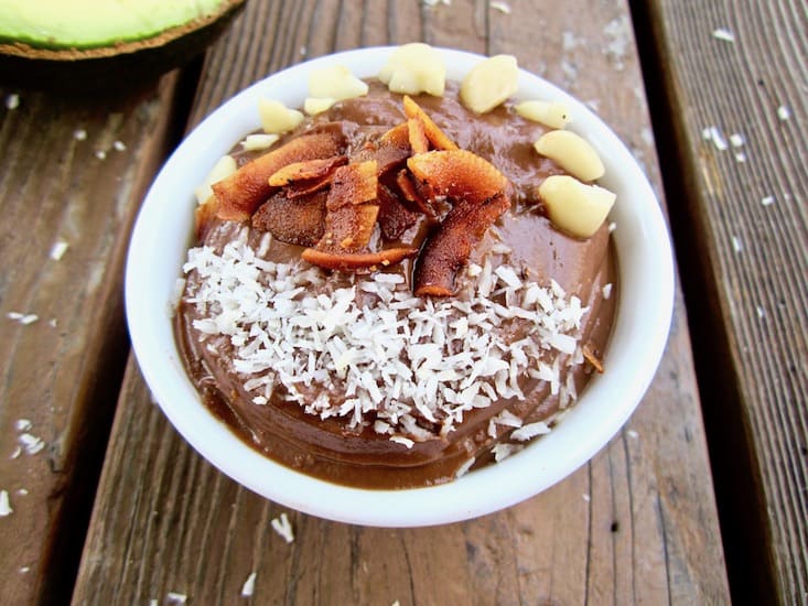 Chocolate Peanut Butter Pudding with Coconut Bacon - a delightful combo of the classic peanut butter and chocolate, PLUS a sweet and savory topping of coconut bacon! refined sugar free + vegan + gluten free | veganchickpea.com