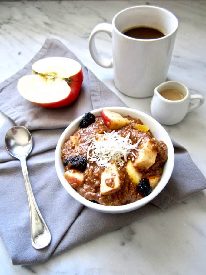 Warm 5 Minute Vanilla Flaxseed Cereal (Vegan + Gluten Free) - This warm, creamy porridge comes together in just 5 minutes. Substitute whatever fruit and dried fruit you want, making this a versatile recipe perfect for busy mornings! | veganchickpea.com #shop #ad #SilkandSimplyPureCreamers #cbias