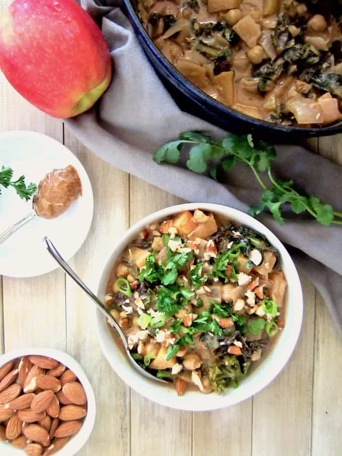 Apple, Almond, Kale & Chickpea Stew recipe - A healthy and simple recipe using only 9 ingredients! Savory and sweet with a bit of spice and protein makes this a perfectly balanced meal! Gluten free, sugar free, oil free. | veganchickpea.com 