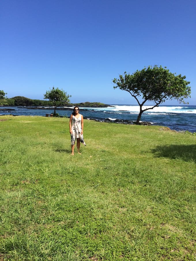 Gluten Free & Vegan Food, Tips + Travel Reviews in Kona on the Big Island, Hawaii. The restaurants, cafes and markets you need to check out! 