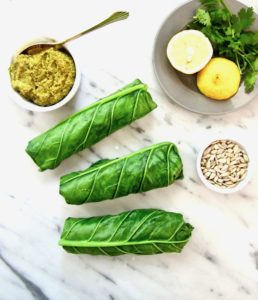 This Raw Rainbow Collard Green Wrap with Curry Sunflower Seeds recipe is a super healthy, crunchy lunch you can make ahead that will leave you feeling fresh & energized. It’s customizable with whatever veggies you want, low carb and friendly for all diets! {vegan, gluten free, paleo, whole 30, sugar free, soy free} | veganchickpea.com