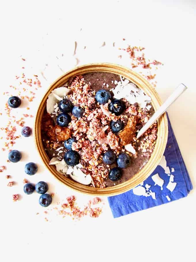 A Superfood List + Vegan Superfood Smoothie Bowl with Maca & Blueberries